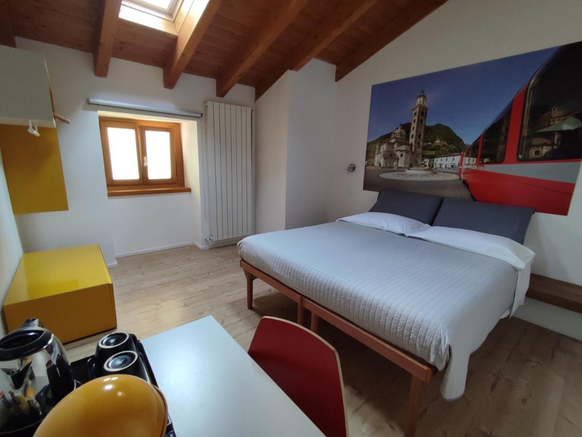 Le Stanze Del Trenino Rosso Bed & Breakfast Tirano Dış mekan fotoğraf