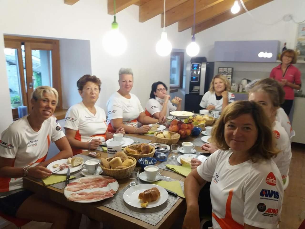 Le Stanze Del Trenino Rosso Bed & Breakfast Tirano Dış mekan fotoğraf